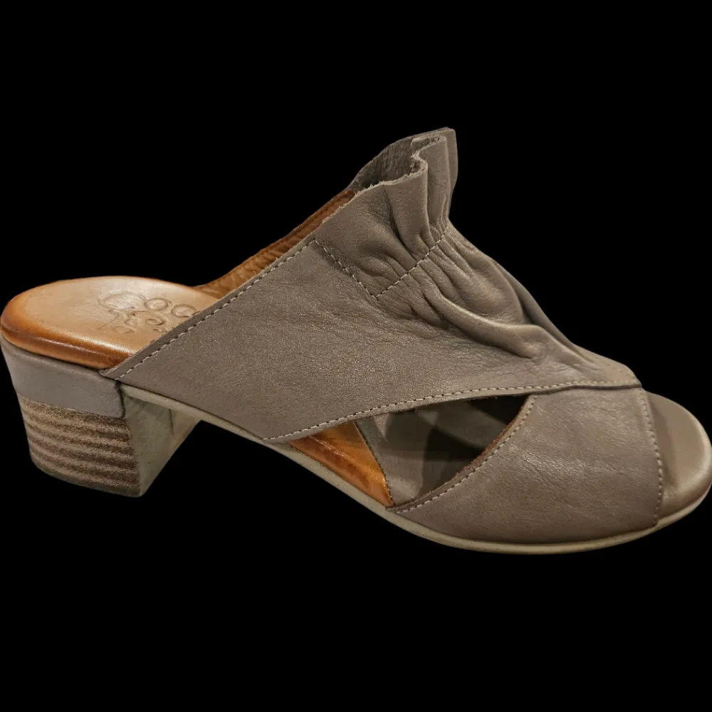 beauty_0.webp Sandals*JO&COCO BEAUTY TAUPE